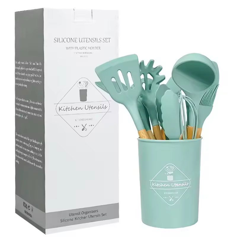 Set ustensile de bucătărie 12 piese, silicon termorezistent cu mânere din lemn – verde